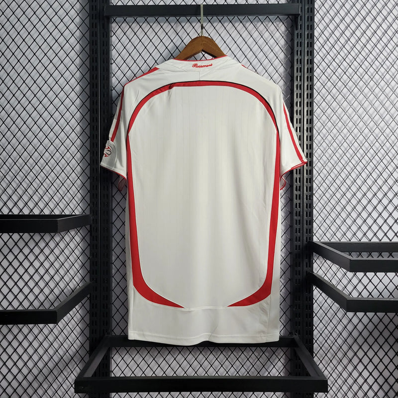 Camisa AC Milan Away Retrô 2006/07 - Torcedor Masculina Branca - Camisa de Time Oficial - Buyit