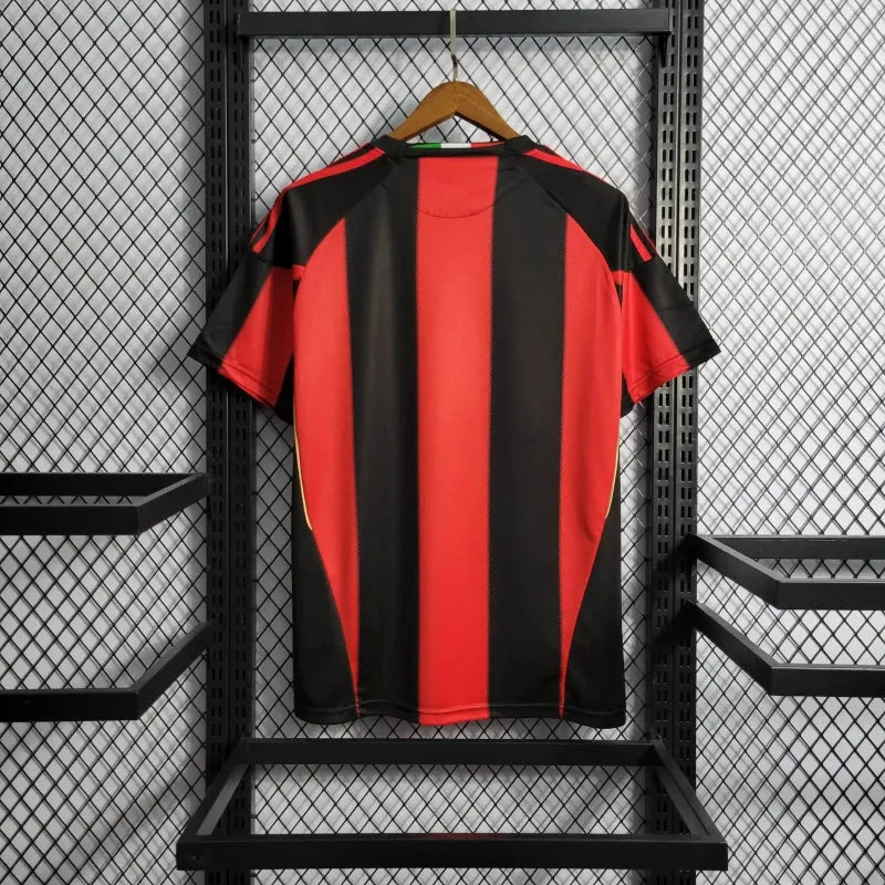 Camisa AC Milan Home Retrô 2010/11 - Torcedor Masculina - Camisa de Time Oficial - Buyit