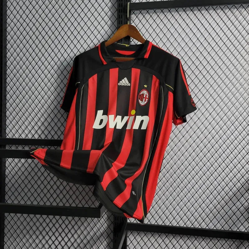 Camisa AC Milan Home Retrô 2006/07 - Torcedor Masculina Dourada - Camisa de Time Oficial - Buyit