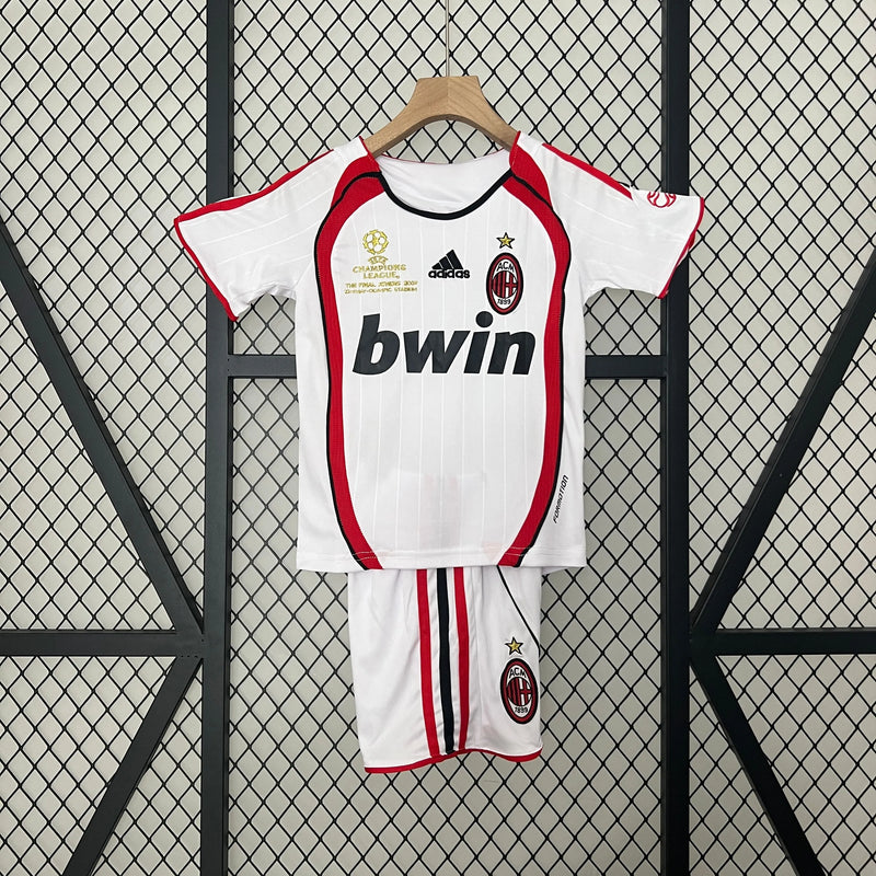 Camisa Ac Milan Retrô Away 2006/07 - Torcedor Infantil Branca - Camisa de Time Oficial - Buyit