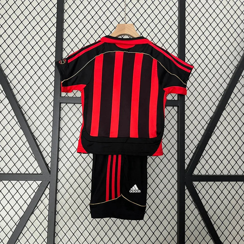 Camisa Ac Milan Retrô Home 2006/07 - Torcedor Infantil Dourada - Camisa de Time Oficial - Buyit