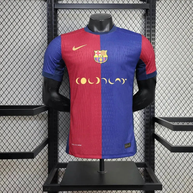 Camisa Barcelona COLDPLAY Home 24/25 - Jogador Masculina Azul e Vermelho - Camisa de Time Oficial - Buyit