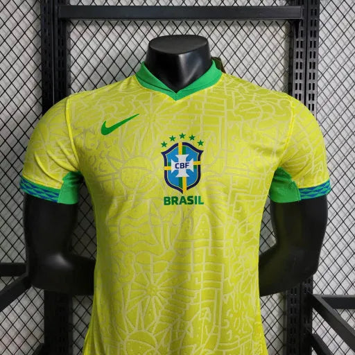 Camisa Brasil Home 24/25 - Jogador Masculina Amarela Escudo no Meio - Camisa de Time Oficial - Buyit