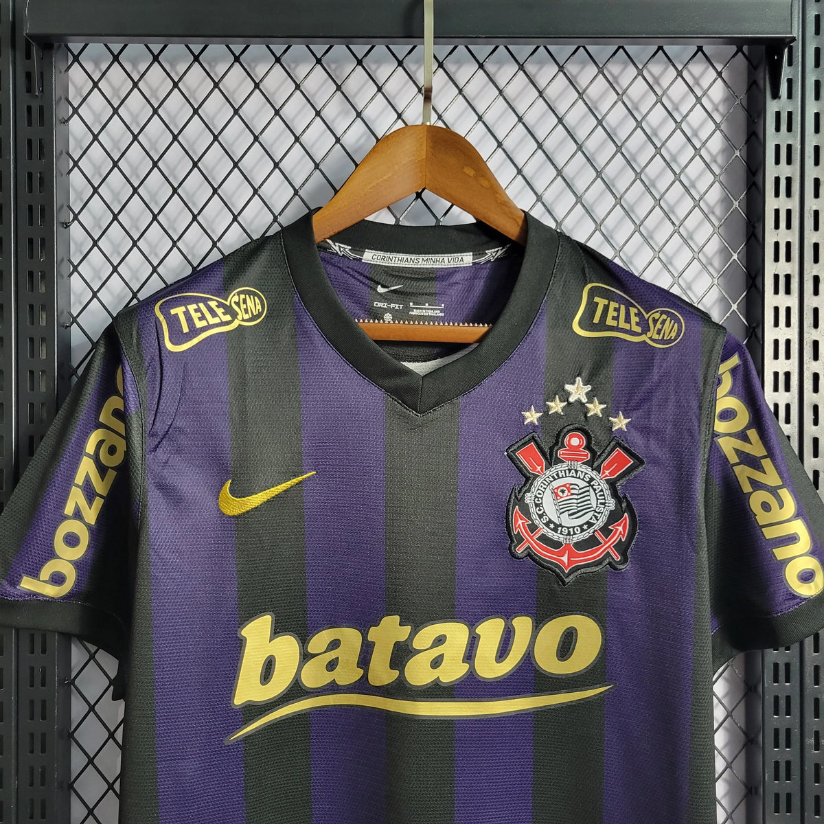 Camisa Corinthians Retrô Away 2009/10 - Torcedor Masculina Preta e Roxa - Camisa de Time Oficial - Buyit