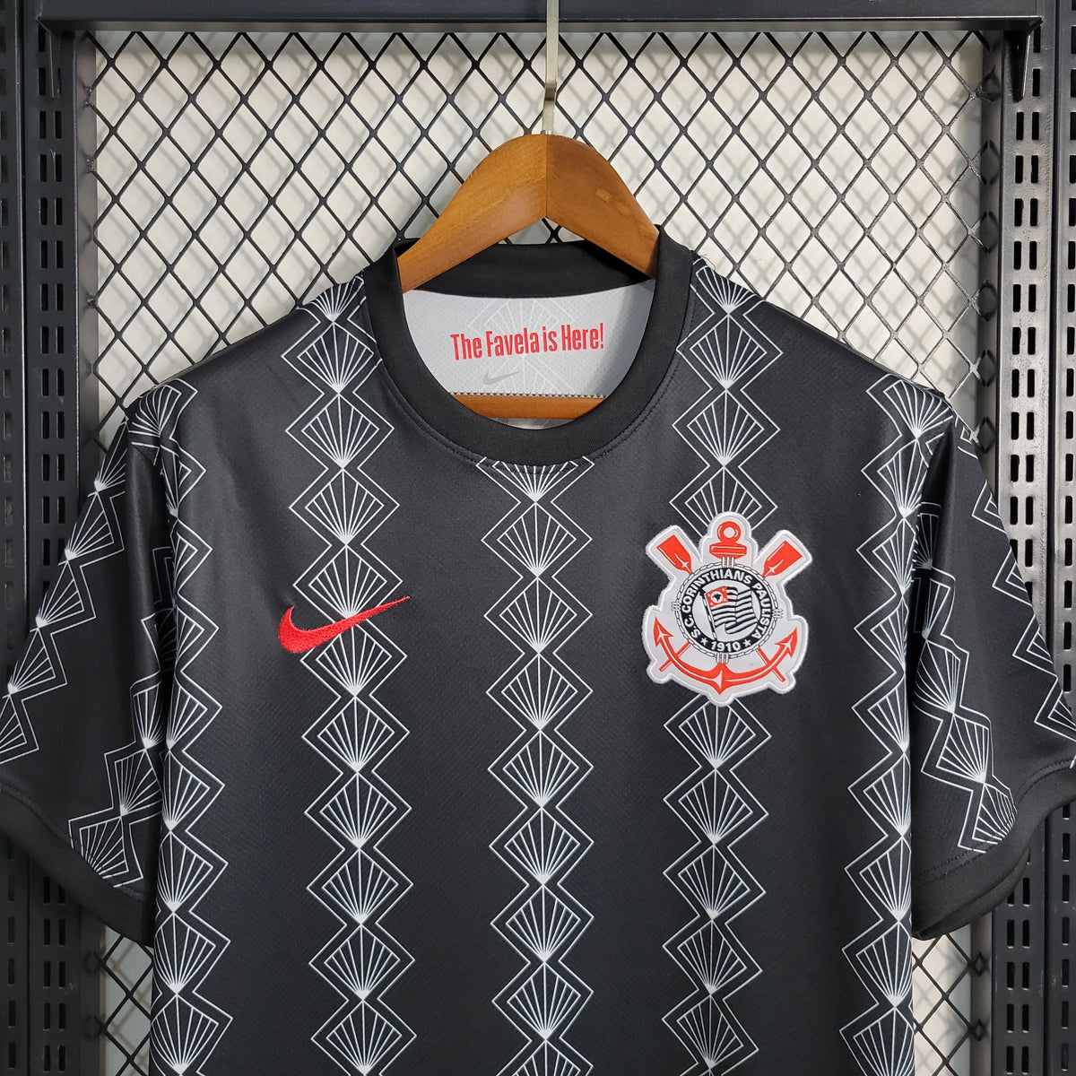 Camisa Corinthians Treino 23/24 - Torcedor Masculina Preta - Camisa de Time Oficial - Buyit