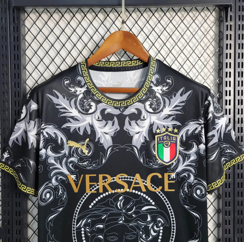 Camisa Itália x Versace 23/24- Torcedor Masculina Preta - Camisa de Time Oficial - Buyit