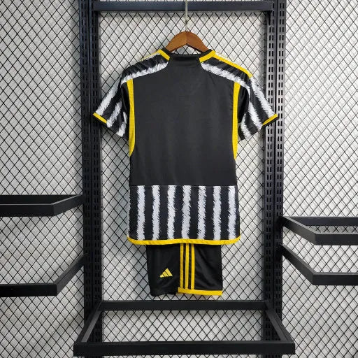 Camisa Juventus Home 23/24 - Torcedor Infantil Zebra - Camisa de Time Oficial - Buyit