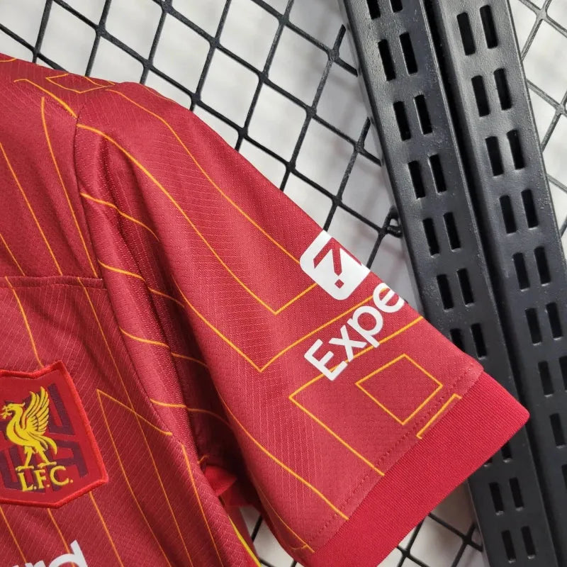 Camisa Liverpool Home 24/25 - Torcedor Infantil Vermelha - Camisa de Time Oficial - Buyit