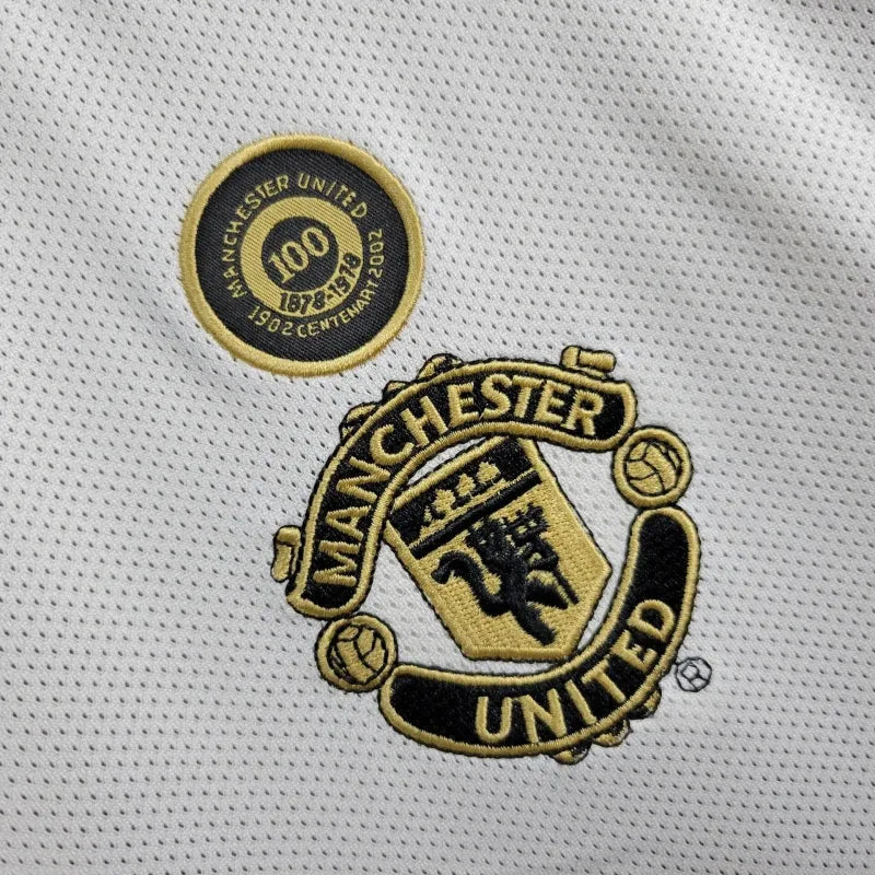 Camisa Manchester United Edição 100 Anos Retrô 2001/02 - Torcedor Masculina Branco, Preto e Dourado Manga Longa - Dupla Face - Camisa de Time Oficial - Buyit