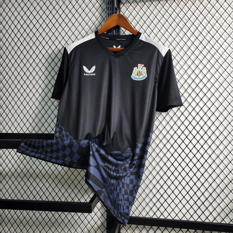 Camisa Newcastle United Treino 23/24 - Torcedor Masculina Preta - Camisa de Time Oficial - Buyit