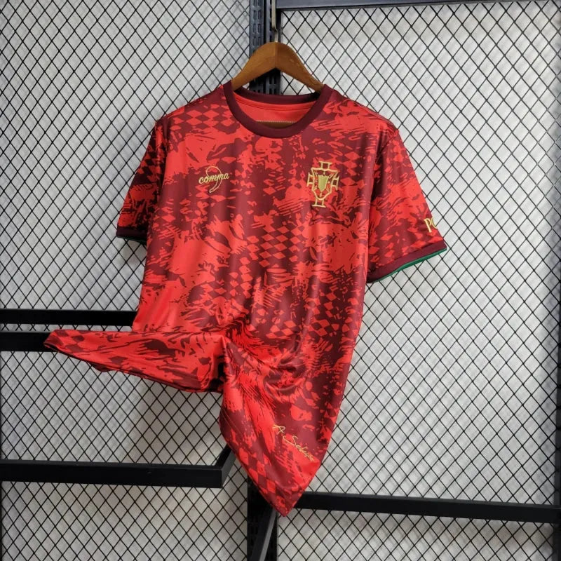 Camisa Portugal “A Seleção” 24/25 - Torcedor Masculina Vermelha Comma Football - Camisa de Time Oficial - Buyit