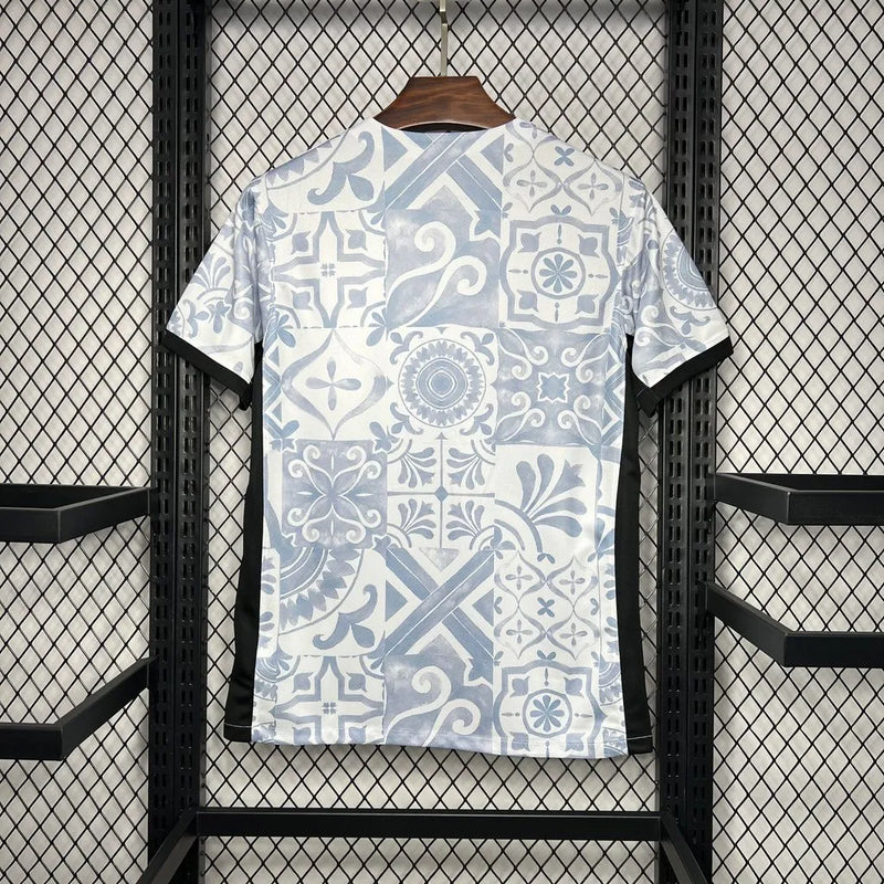 Camisa Portugal Edição Louis Vuitton 24/25 - Torcedor Masculina Branca - Camisa de Time Oficial - Buyit