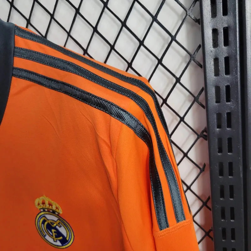 Camisa Real Madrid Away 2 Retrô 2013/14 - Torcedor Masculina Laranja Manga Longa - Camisa de Time Oficial - Buyit