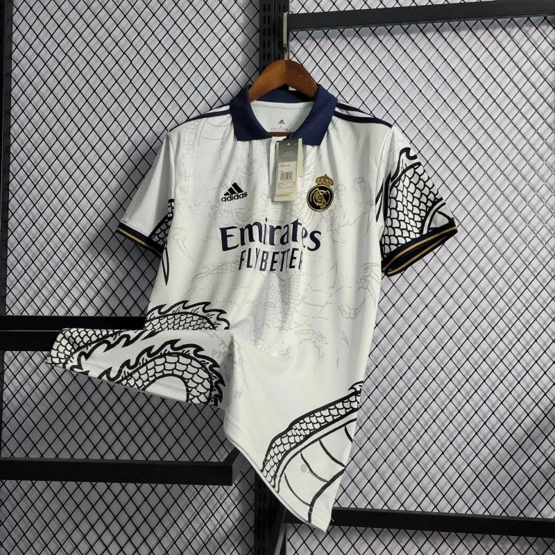 Camisa Real Madrid Dragão Chinês 22/23 - Torcedor Masculina Branca - Camisa de Time Oficial - Buyit