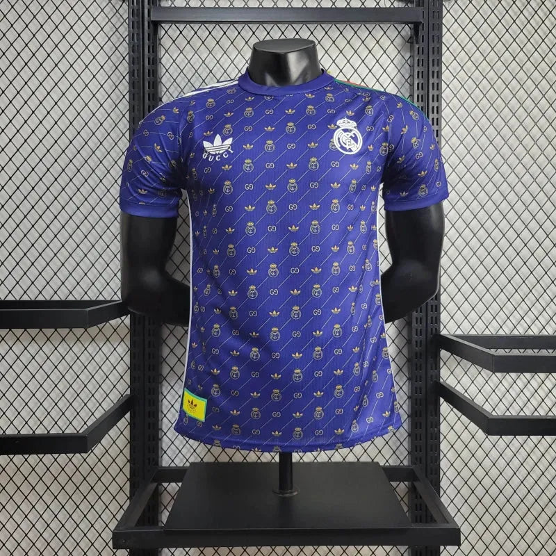 Camisa Real Madrid Edição Especial Gucci 24/25 - Jogador Masculina Roxa - Camisa de Time Oficial - Buyit