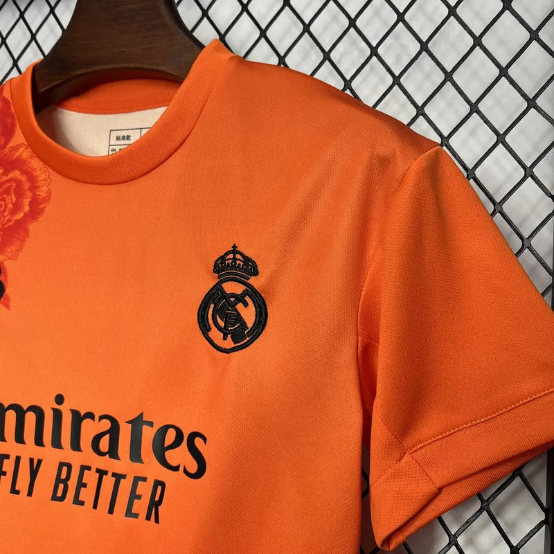 Camisa Real Madrid Fourth Y3 24/25 - Torcedor Infantil Laranja - Camisa de Time Oficial - Buyit