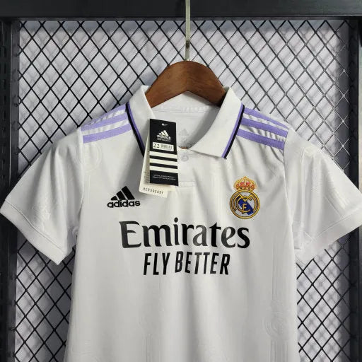 Camisa Real Madrid Home 22/23 - Torcedor Infantil Branca e Roxa - Camisa de Time Oficial - Buyit