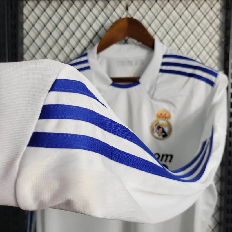 Camisa Real Madrid Home Retrô 2010/11 - Torcedor Masculina Branca Manga Longa - Camisa de Time Oficial - Buyit