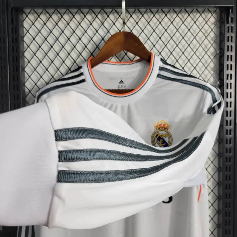 Camisa Real Madrid Home Retrô 2013/14 - Torcedor Masculina Branca Manga Longa - Camisa de Time Oficial - Buyit