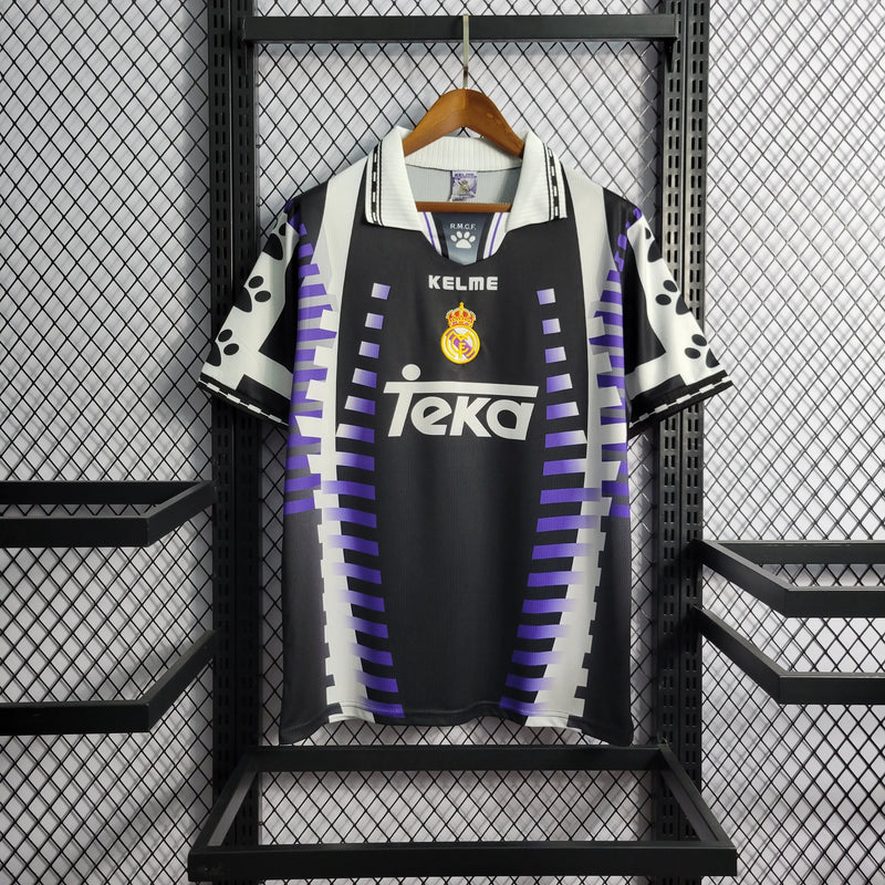 Camisa Real Madrid Retrô Away 1997/98 - Torcedor Masculina Preta, Roxa e Branca - Camisa de Time Oficial - Buyit