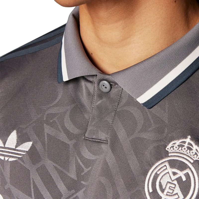 Camisa Real Madrid Third 24/25 - Torcedor Masculina Cinza + Todos os Patches - Camisa de Time Oficial - Buyit