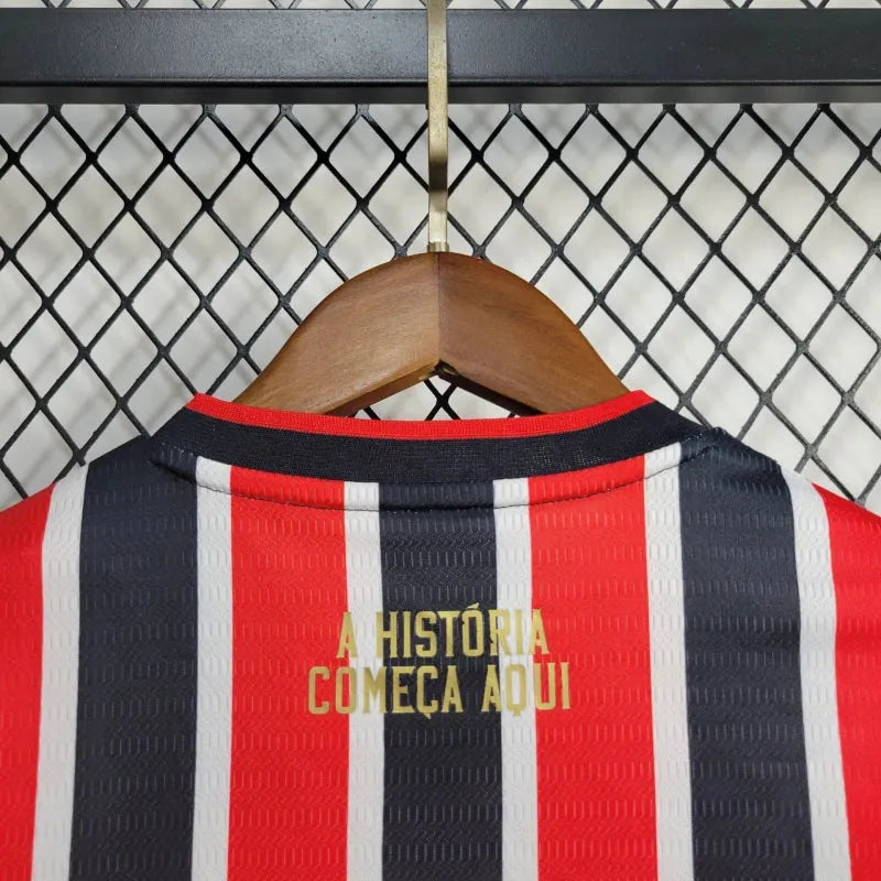 Camisa São Paulo Away 24/25 - Torcedor Infantil Vermelha e Preta New Balance - Camisa de Time Oficial - Buyit