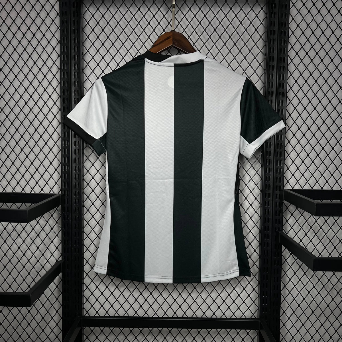 Camisa Timão Third Away 24/25 - Torcedor Feminina Preta e Branca Listrada - Camisa de Time Oficial - Buyit